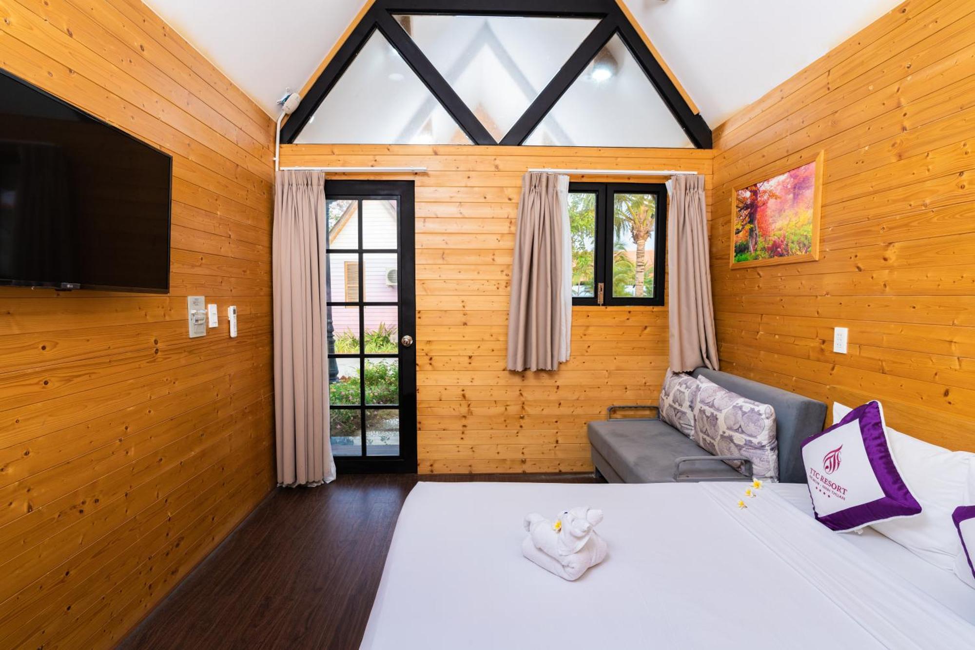 Ttc Resort Ninh Thuan - Unlimited Access To Water Park Phan Rang Room photo